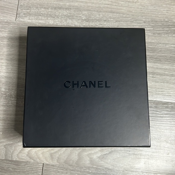 Chanel Parfum Black Box (just box) - Picture 5 of 12